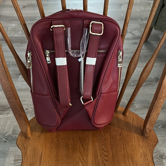 Genuine Leather backpack NEW - Picture 2 of 9